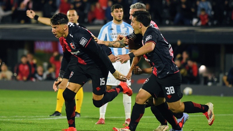 La Lepra volvió a sonreir en el Coloso.