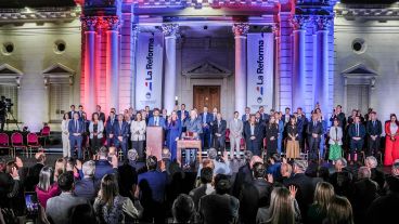 El momento de la jura de la nueva Constitución el viernes en la Legislatura.