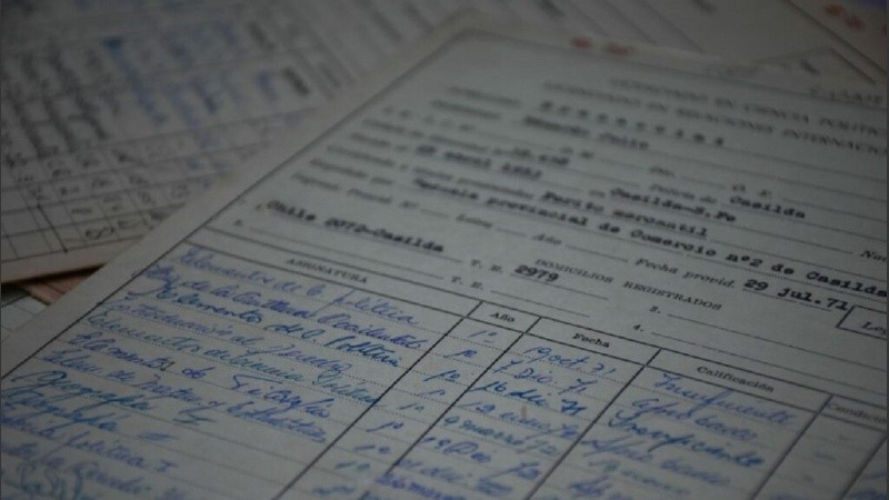 Los familiares de tres alumnos graduados en la Agrotécnica que fueron desaparecidos, recibirán sus legajos.