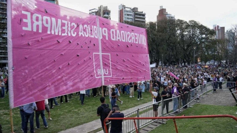 La llegada de la marcha al predio de Puerto Joven.