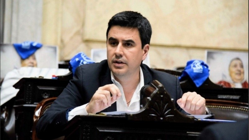 Este miércoles, el diputado nacional de Unión por la Patria votó en contra de los vetos de Milei de financiamiento educativo y del Garrahan.