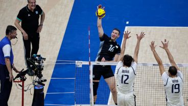 Argentina perdió por 3-0 frente a Italia.