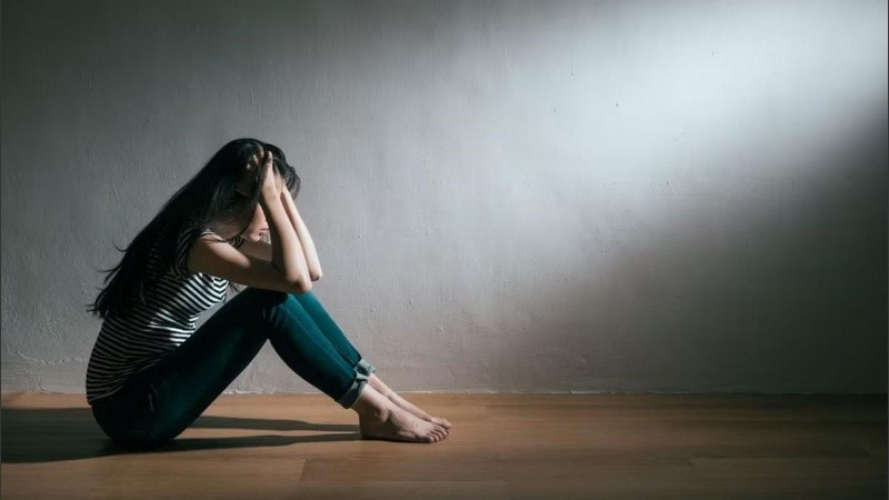 “Están viviendo en una cultura de la idealización absoluta, que responde a lo que se publica como la vida en redes sociales e internet”.