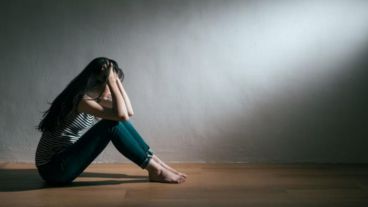 “Están viviendo en una cultura de la idealización absoluta, que responde a lo que se publica como la vida en redes sociales e internet”.