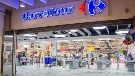 Carrefour Argentina atraviesa uno de los capítulos más decisivos de su historia.