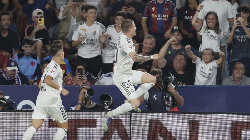 El ex River y su festejo Merengue.