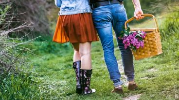 La primavera invita a planear citas que aprovechen la luz natural y el encanto de la temporada.