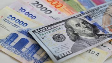 La operación se efectúa en partes o cuotas que se fijan previamente.