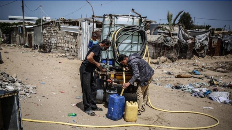 La Franja de Gaza tiene alrededor de 80 pozos de agua en diferentes sectores, de los cuales solo funcionan 67 y ninguno de estos es apto para el uso humano. (EFE)
