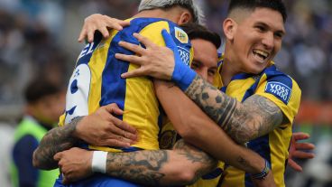 Central festejó en La Plata ante Gimnasia.