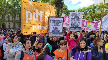 En la ciudad, diferentes colectivos se manifestaron para pedir justicia.