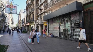 Una postal diferente del centro rosarino este Día del Empleado de Comercio.