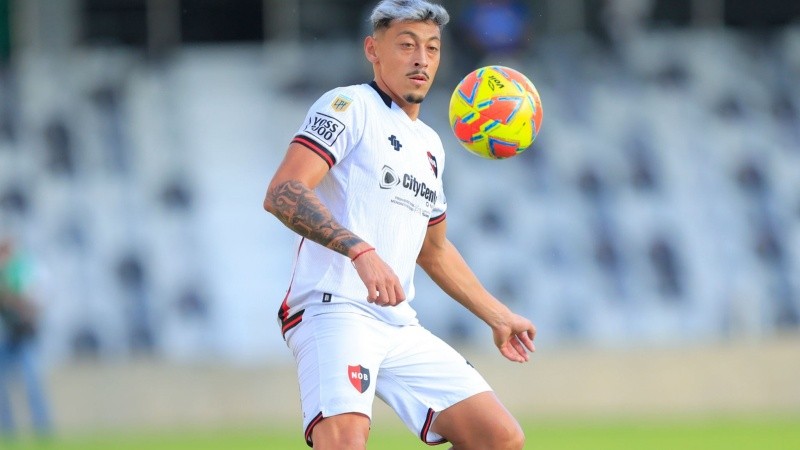 Luciano Herrera vuelve a la titularidad en el elenco rojinegro.