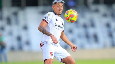 Luciano Herrera vuelve a la titularidad en el elenco rojinegro.