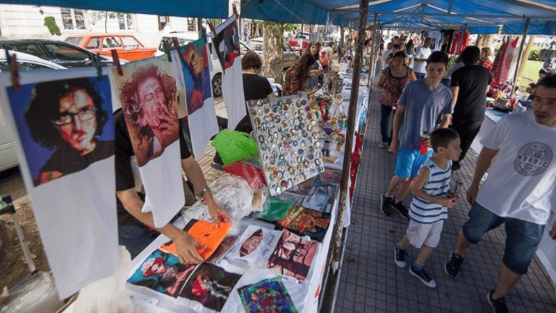 Plaza San Martín amplía horarios y suma 60 nuevos emprendedores.