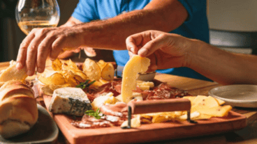 Durante la jornada habrá degustaciones de quesos, fiambres, encurtidos, vinos y vermut.