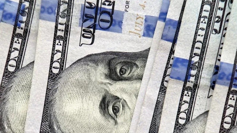 La atención del mercado se centra en la intervención oficial.