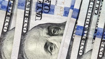 La atención del mercado se centra en la intervención oficial.