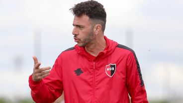 Dirigió solo 9 partidos: ganó 2, empató 1 y perdió 6.