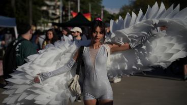 Algunos registros de la previa a la marcha, en la tarde de sábado en la plaza Libertad.