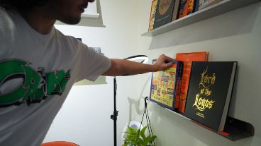 Las historietas y mangas en blanco y negro, entre otras propuestas en la Librería Pública.