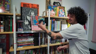 Las historietas y mangas en blanco y negro, entre otras propuestas en la Librería Pública.