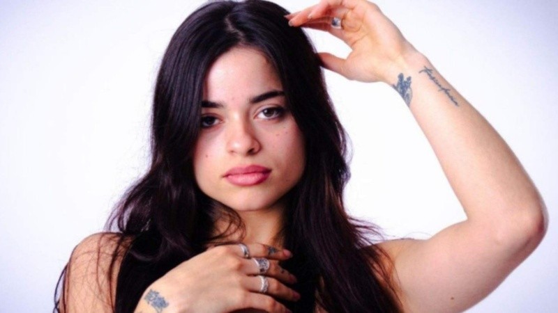 La influcencer contó los mensajes que recibe de hombres y las imágenes que crearon de ellla usando IA.