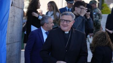 La conmemoración del Día de la Virgen de Rosario este 7 de octubre fue la fecha elegida para celebrar los 300 años de la ciudad con una serie de actividades especiales que culminan con un gran recital de Nicki Nicole y Juan Carlos Baglietto junto a la Orquesta Sinfónica Provincial en el Monumento a la Bandera.