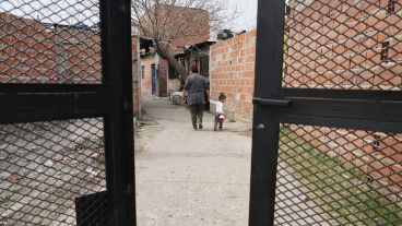  El 62% de los encuestados iene personas a cargo (personas mayores o personas con discapacidad) y el 53% son jefas de familia. Es decir, sus ingresos solventan la gestión del hogar.