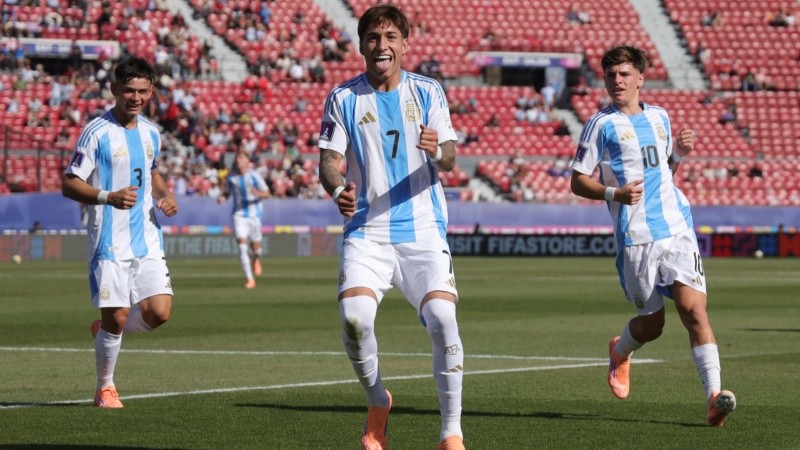 Maher Carrizo hizo el 2-0 tras una gran ejecución de tiro libre y luego convirtió el 3-0.