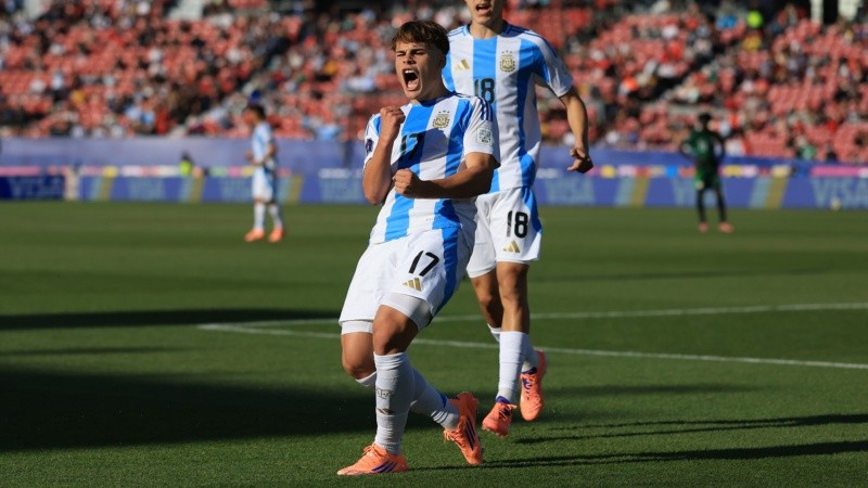 Aporte leproso: Silvetti hizo el cuarto gol de Argentina ante Nigeria.