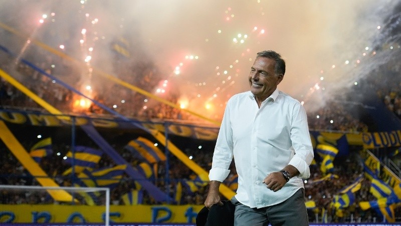 Miguel Ángel Russo, Central y una historia de amor eterno en cinco capítulos.