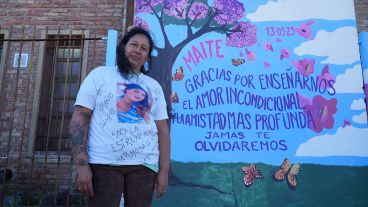 "El lapacho crece aunque la tierra esté seca o haga frío, siempre florece, sale donde sea".