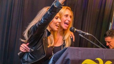 Romina Diez y Karina Milei.