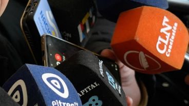 "No nos movamos sin antes hablar con los consultores”, suelen aconsejar en campaña.