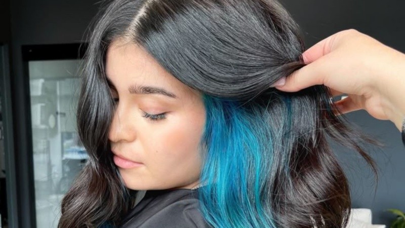 Una tendencia que mezcla audacia, brillo y estilo sin necesidad de cambios drásticos.