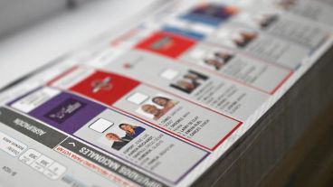 La Boleta Única de Papel, en Buenos Aires, mantendrá la foto de Espert.