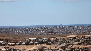 Tanques en la frontera israelí con Gaza este martes 14 de octubre.