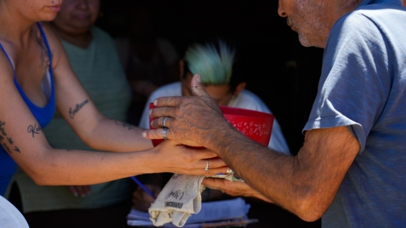 El gobierno municipal prepara un refuerzo de la ayuda social para la primavera - verano.