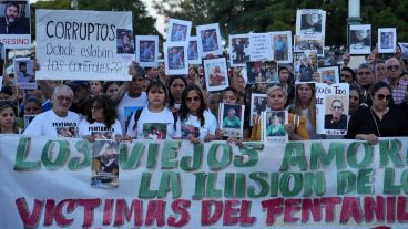 Al Monumento a la Bandera llegaron familiares de diferentes lugares de la Argentina.