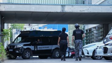 Se dispuso un operativo de seguridad en las inmediaciones del Heca tras el ataque.