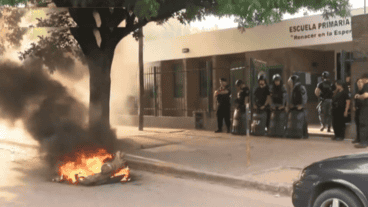 “Desde el Ministerio de Educación actuamos de acuerdo a los protocolos establecidos”, dijo la funcionaria.