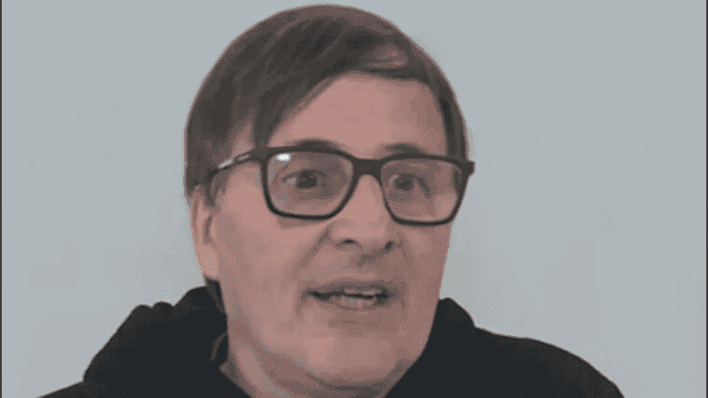 Los expertos determinaron que el adolescente fue asesinado de una puñalada en el pecho, que dejó una marca en la cuarta costilla derecha.