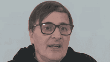 Los expertos determinaron que el adolescente fue asesinado de una puñalada en el pecho, que dejó una marca en la cuarta costilla derecha.