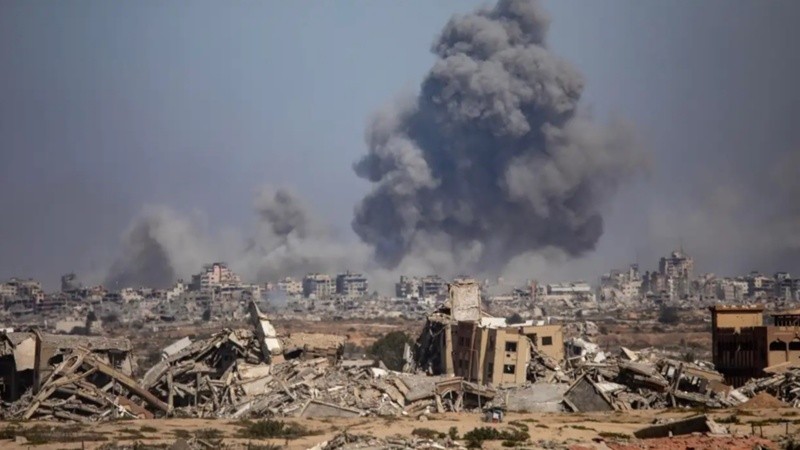 Columnas de humo de un bombardeo en Gaza el pasado 2 de octubre.