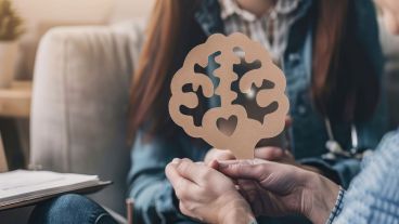 La crianza en niños resulta clave para los primeros pasos en la propia gestión de las emociones, obtener espacios de escucha atenta y de presencia real por parte de los adultos.