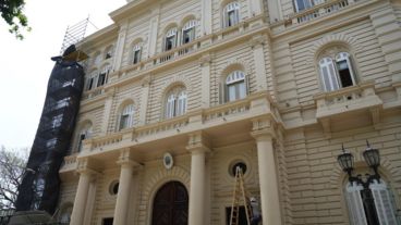 La colocación le permitirá a la Municipalidad, afrontar con colchón de liquidez todos sus compromisos de pago de fin de año. 