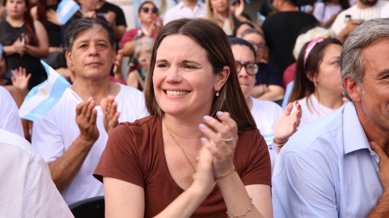 En la intersección de Gaboto y Rouillón, Tepp estuvo acompañada por gran cantidad de militantes.