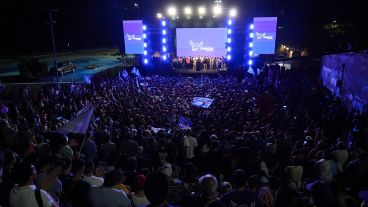 Milei encabezó el acto de cierre de campaña de LLA en Rosario.