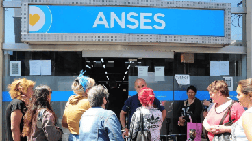 El primer tramo de jubilaciones y pensiones comenzarán a pagarse a partir del 10 de abril.